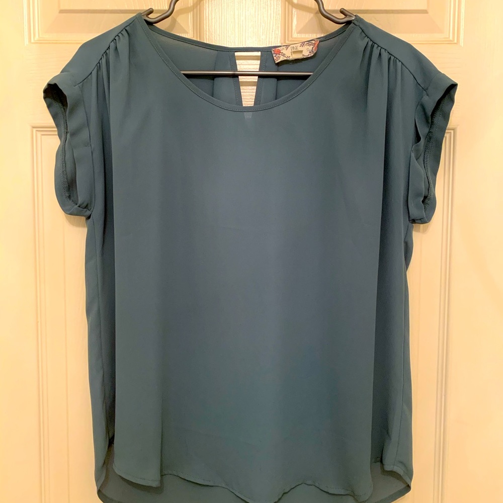 Teal/gray Top